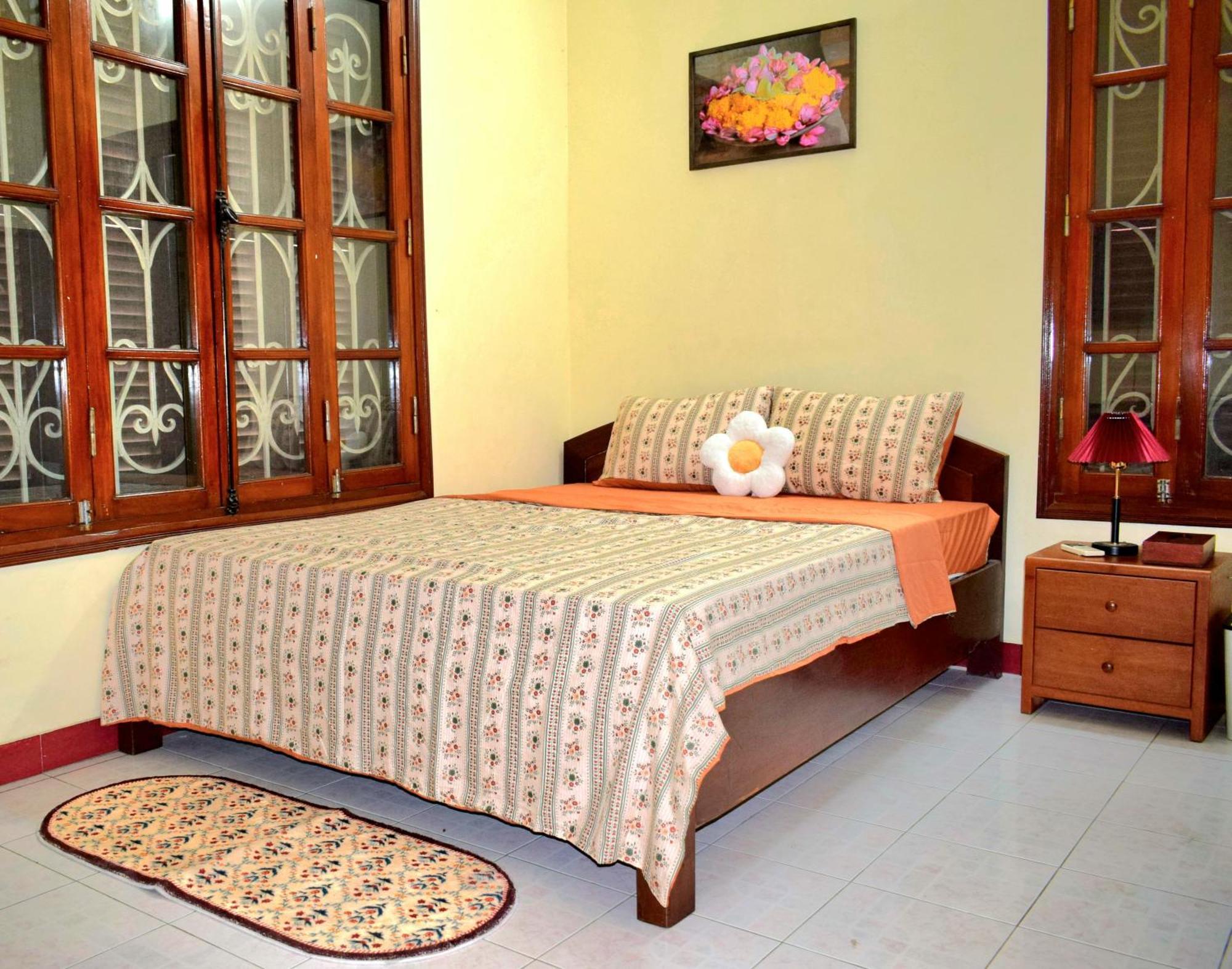 Lushstay Train Street - Private Hotel Hanoï